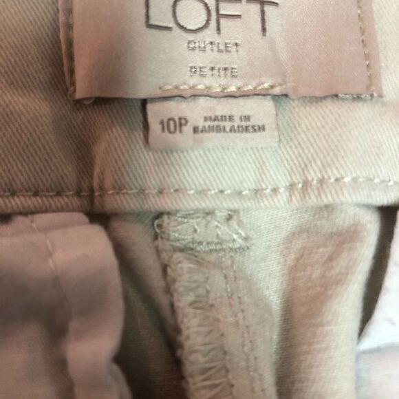 LOFT outlet rolled cuff Bermuda shorts - Picture 3 of 5